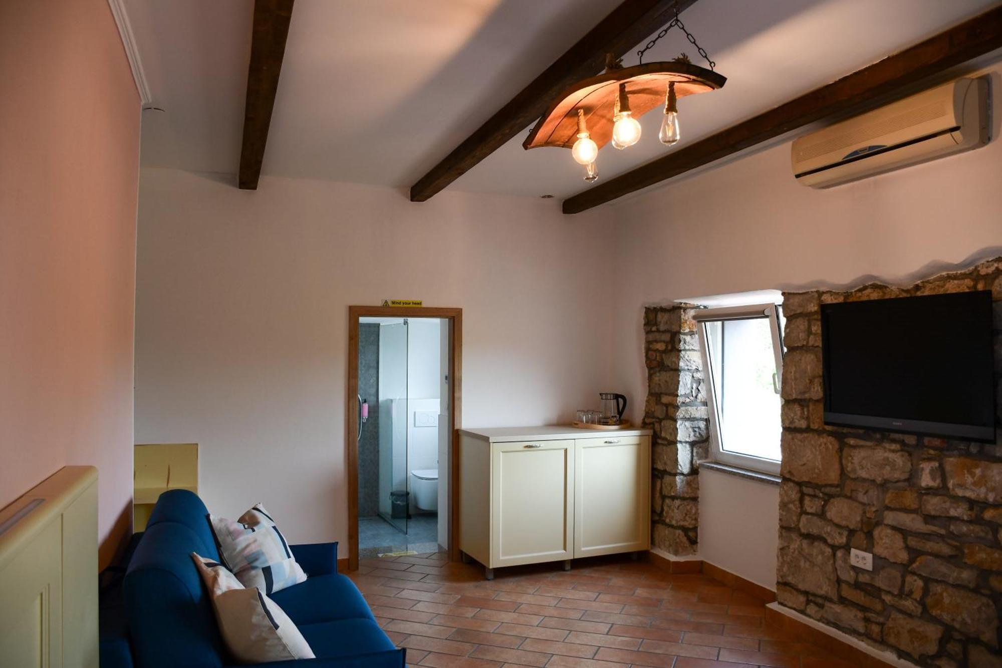 Razman Wine Rooms Gračišče Exteriör bild
