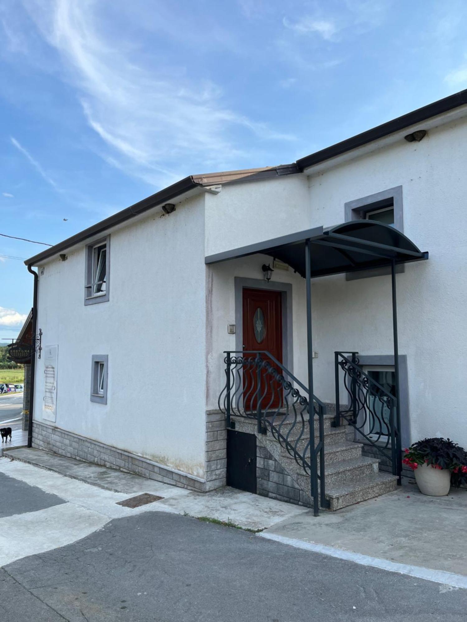 Razman Wine Rooms Gračišče Exteriör bild